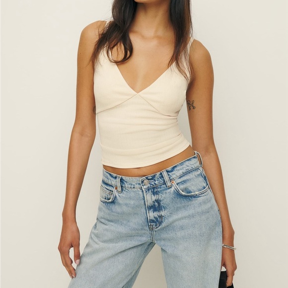 Reformation Tops - NWT Reformation Isabel Knit Top Size Medium in Color Sugar